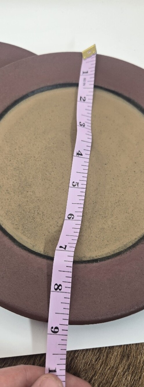 8.5in Resin Plate Chargers Or Pillar Candle Holder Brick And Khaki Lot Of 2 - Picture 3 of 5